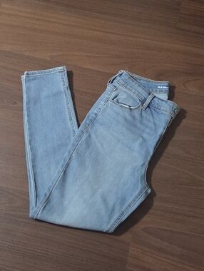 Old Navy High Rise Light Blue Women’s Skinny Ankle Jeans - Stretch Denim